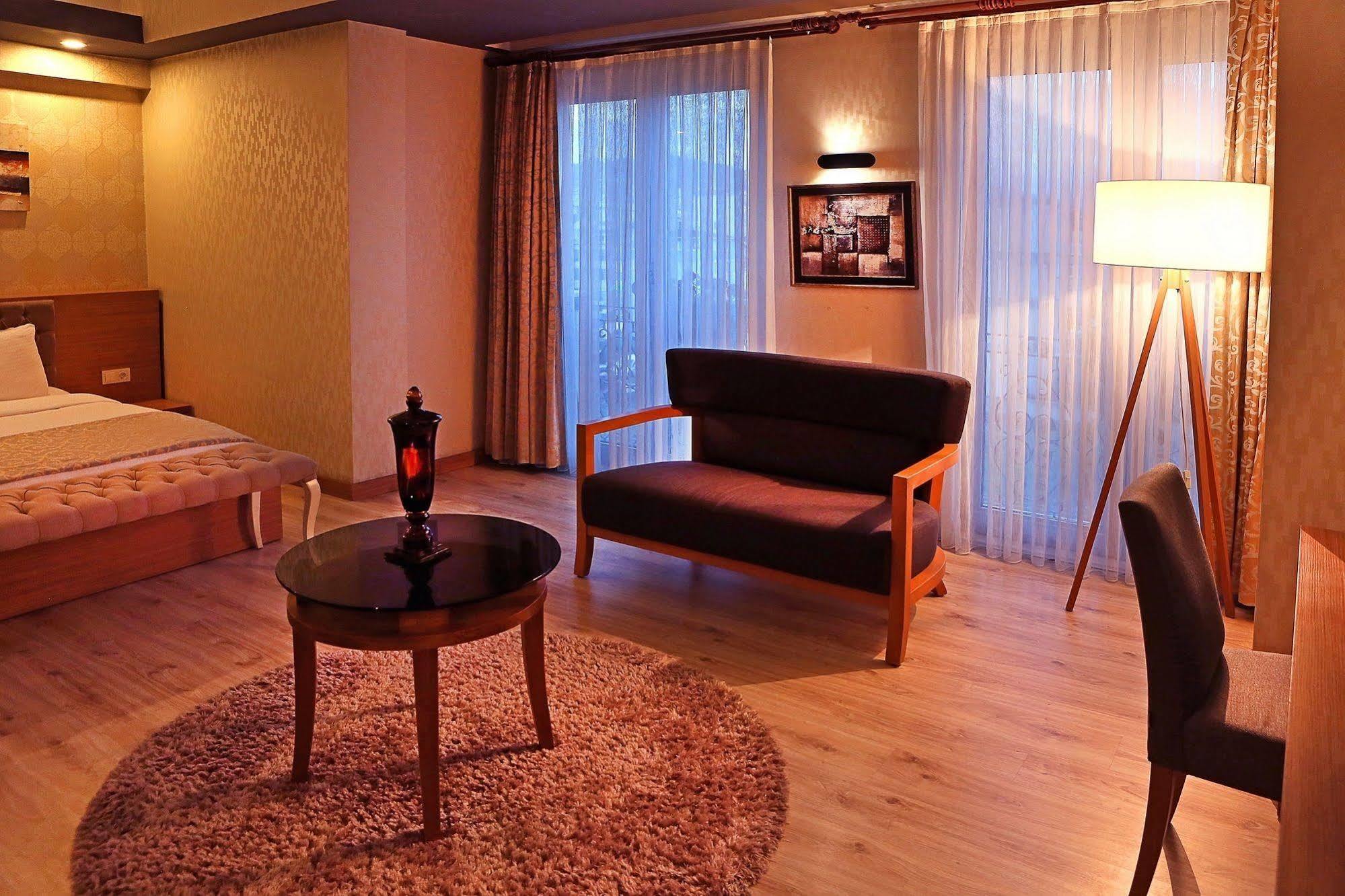 Imperial Park Hotel İzmit Esterno foto