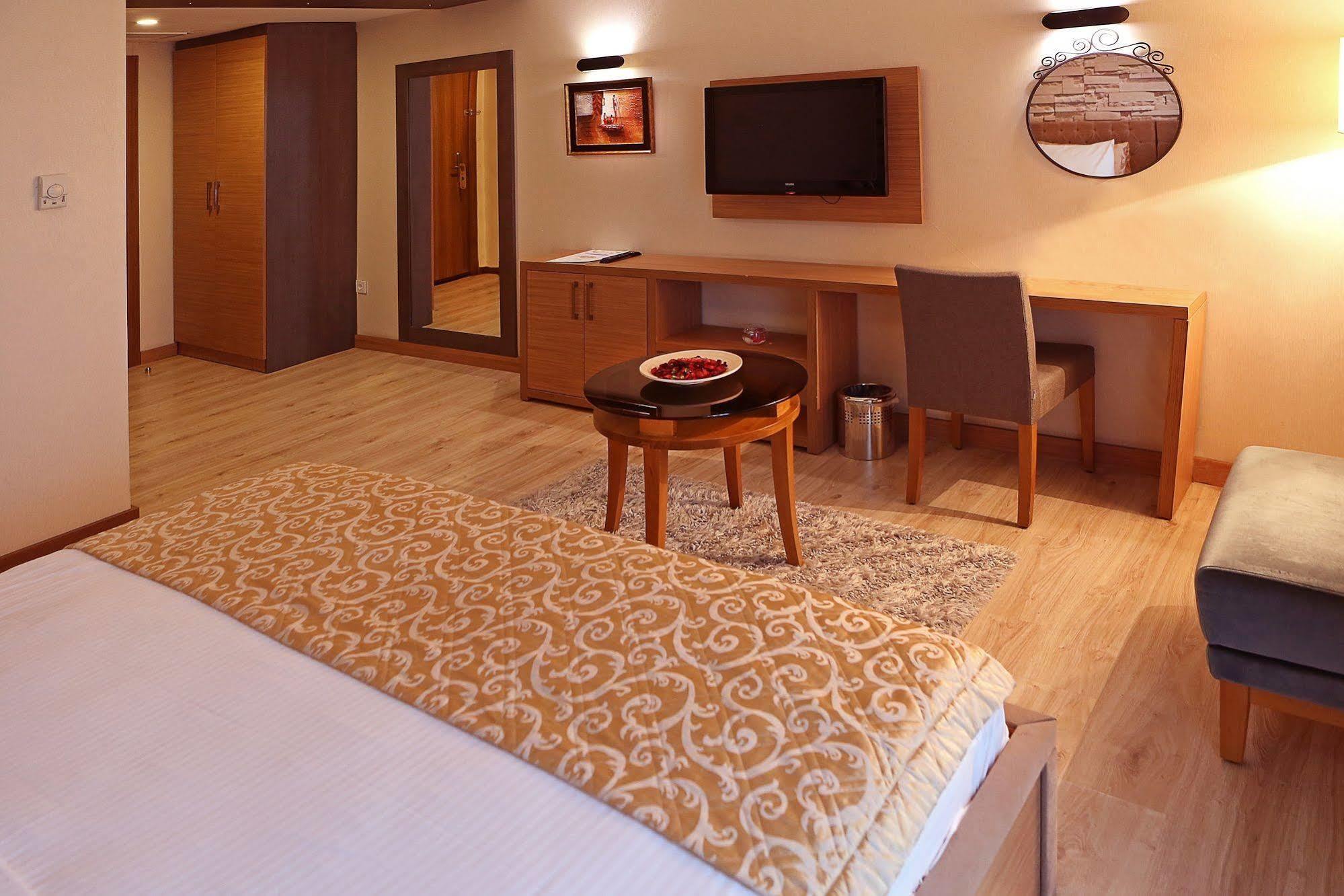 Imperial Park Hotel İzmit Esterno foto